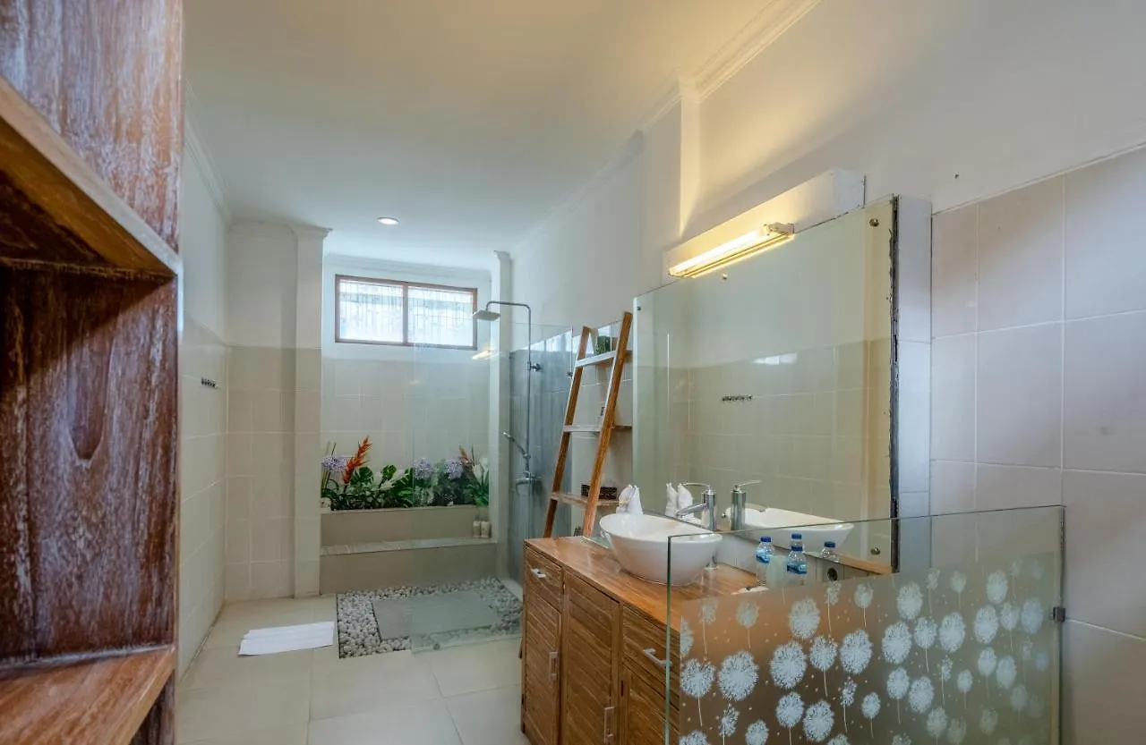 Villa Alleira Seminyak By Best Deals Asia Hospitality  Seminyak (Bali)
